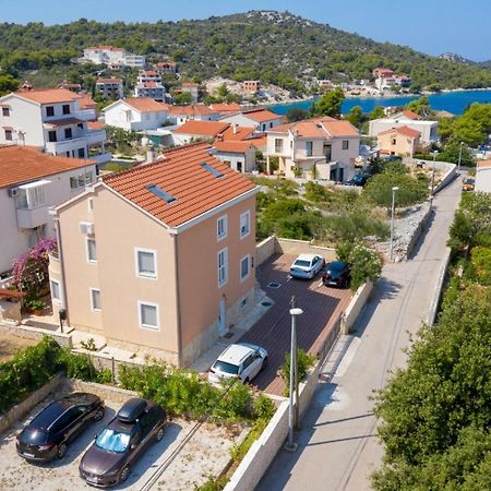 Villa Tea Ražanj Esterno foto