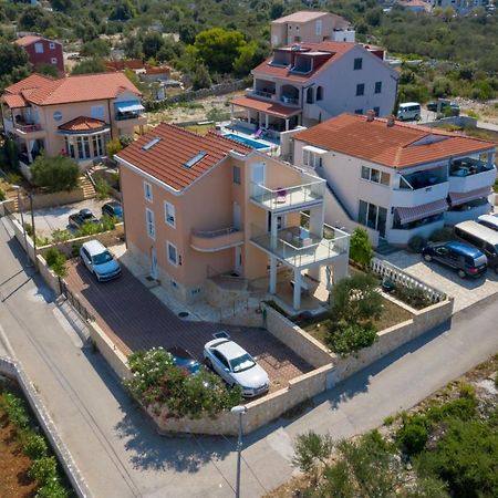 Villa Tea Ražanj Esterno foto