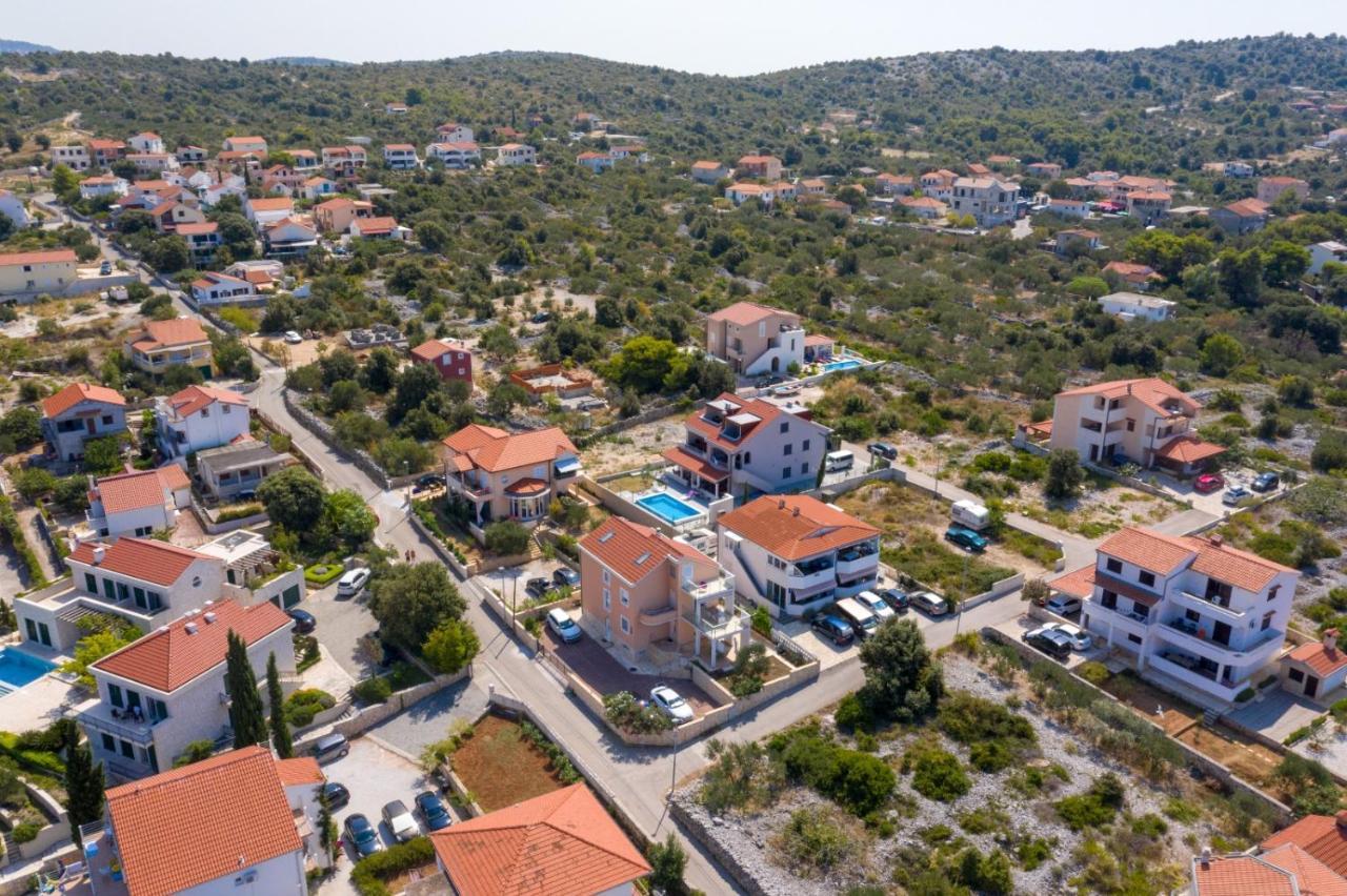 Villa Tea Ražanj Esterno foto
