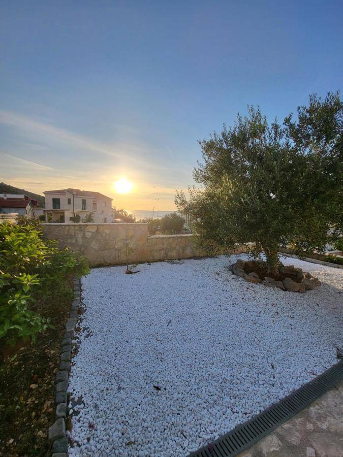 Villa Tea Ražanj Esterno foto