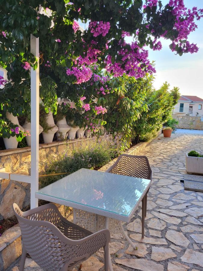 Villa Tea Ražanj Esterno foto