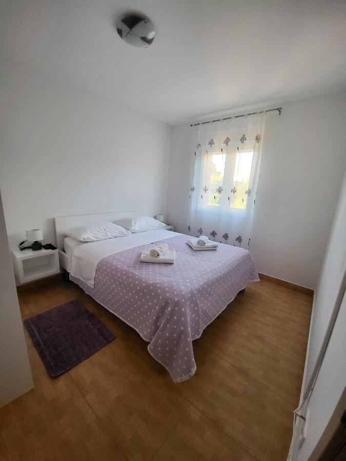 Villa Tea Ražanj Esterno foto