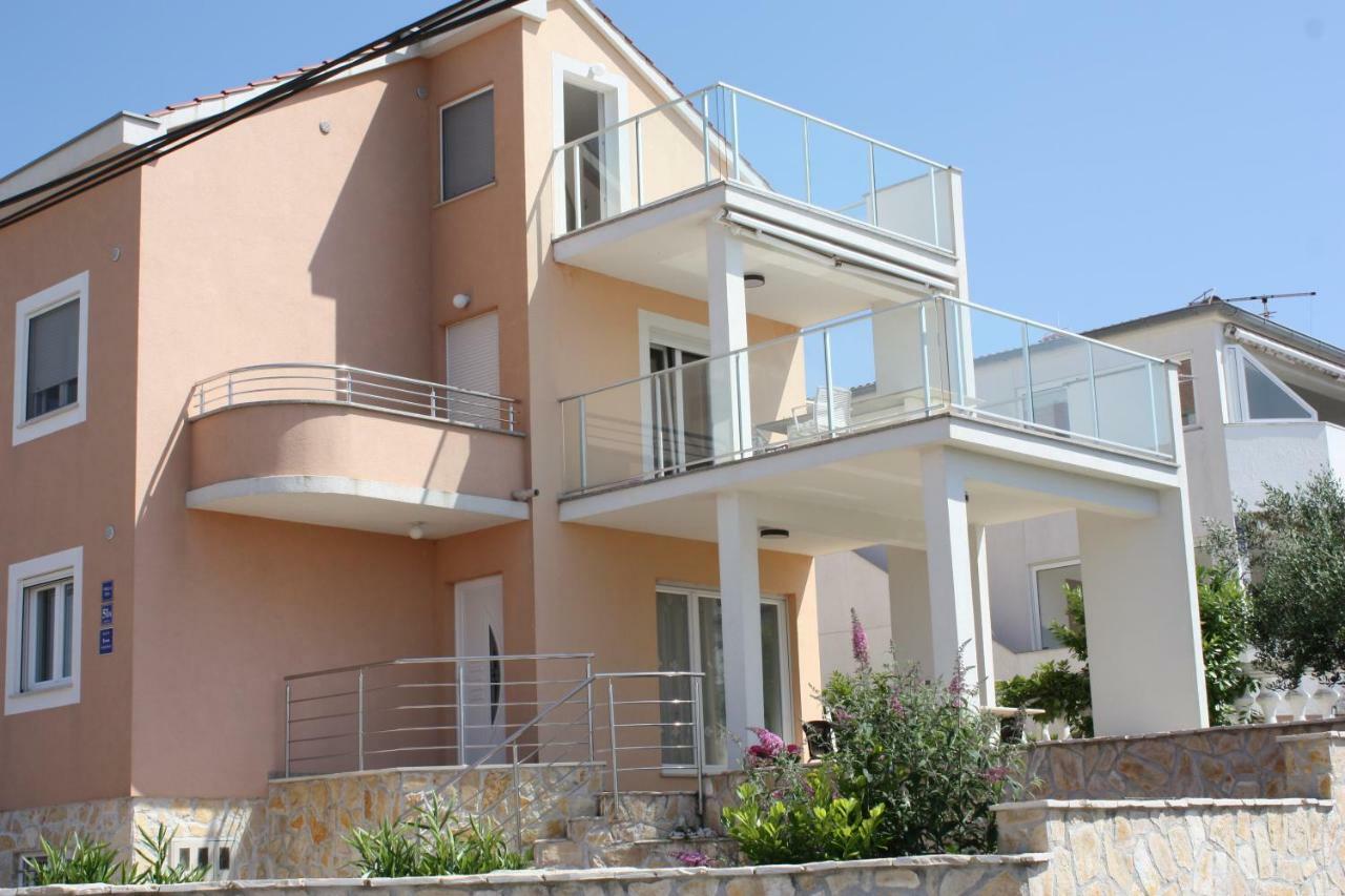 Villa Tea Ražanj Esterno foto
